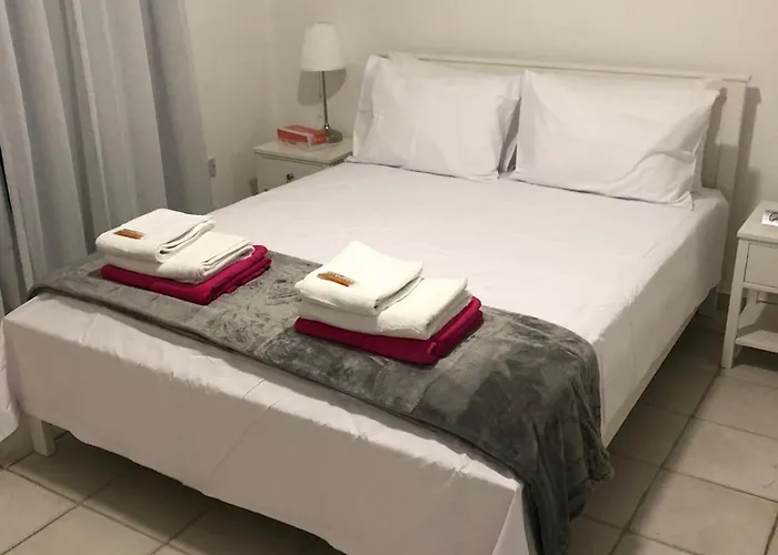 Paradise Gardens - Superb Large 3 Bed 2 Bath アパート パ フォス