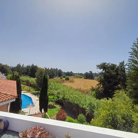 Paradise Gardens - Superb Large 3 Bed 2 Bath Paphos